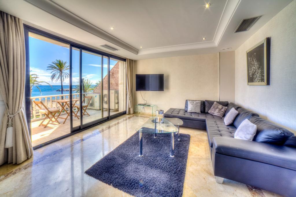 Banus Beach Apartments Marbella Exterior photo